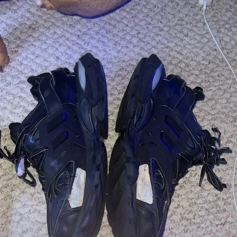 Black balenciaga tracks - Picture 3 of 6